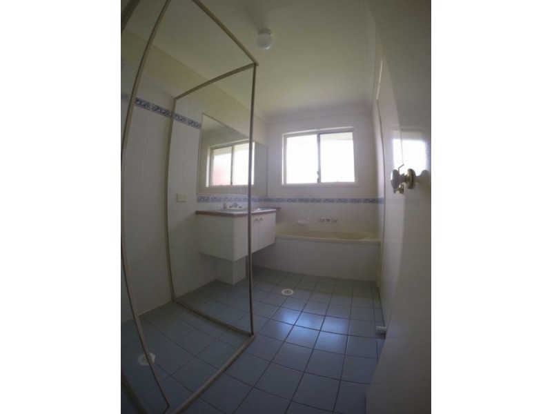 72 Glasshouse Crescent, Forest Lake QLD 4078