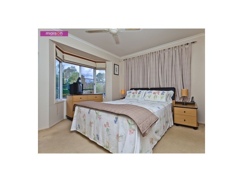 9 Freshwater Circuit, Forest Lake QLD 4078