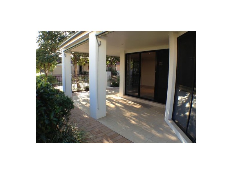 17 Jetty Walk, Forest Lake QLD 4078