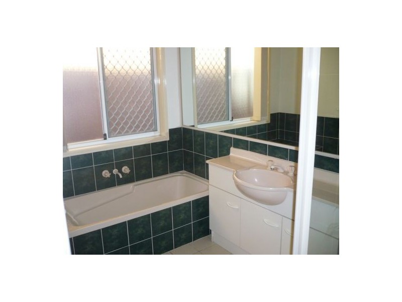 64 Acorn Circuit, Forest Lake QLD 4078