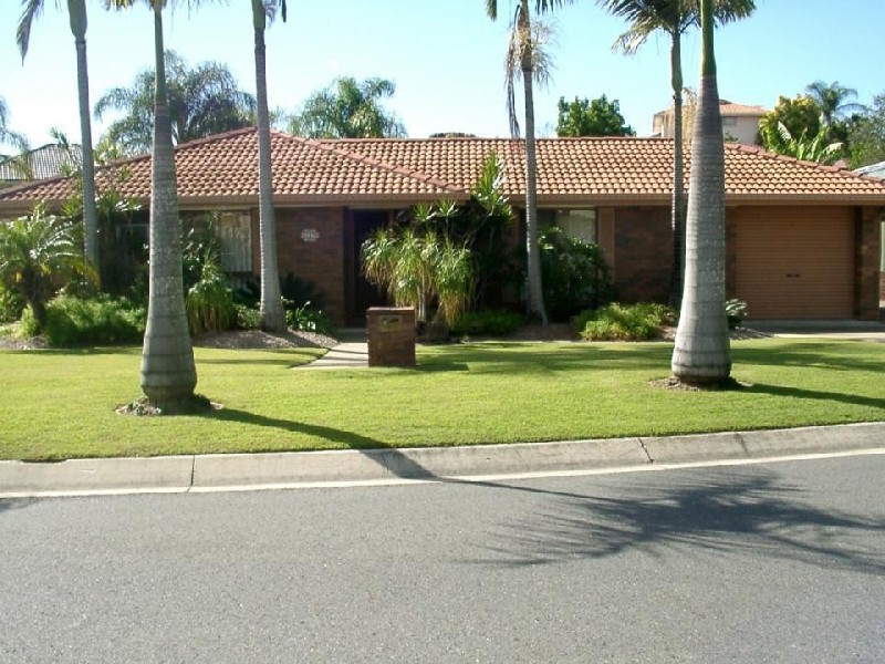 17 Raeside Street, Westlake QLD 4074