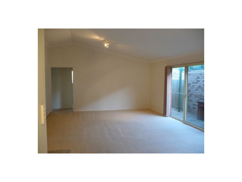 11 Bannister Place, Forest Lake QLD 4078