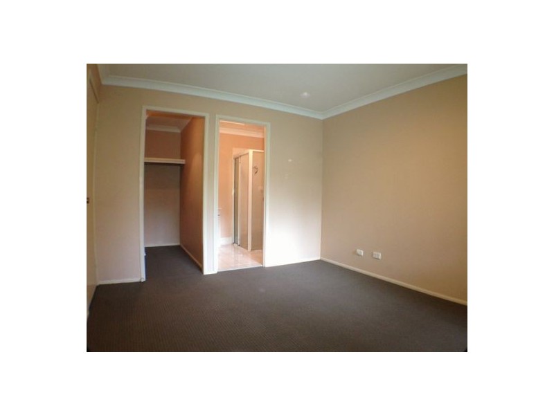 2/13 Parcell Street, Brassall QLD 4305