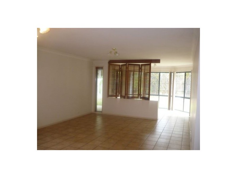 39 St James Street, Forest Lake QLD 4078