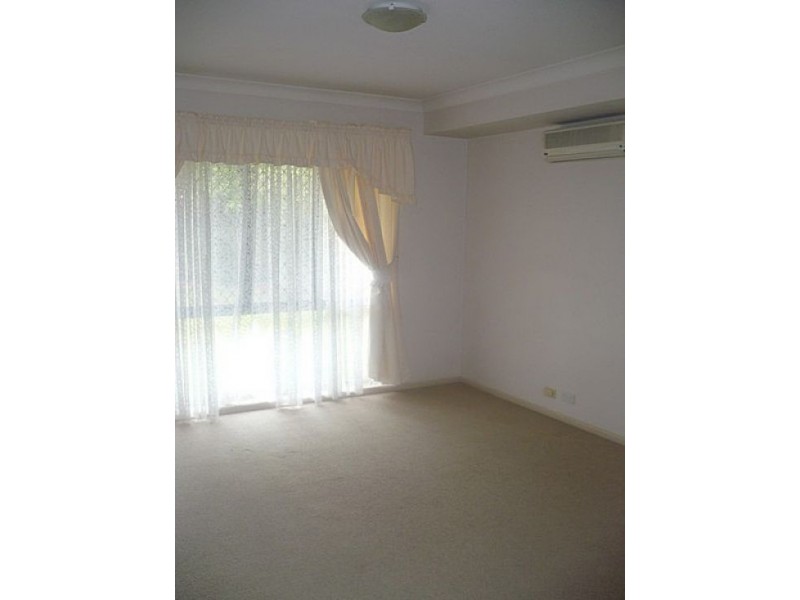 39 St James Street, Forest Lake QLD 4078