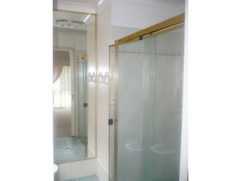 39 St James Street, Forest Lake QLD 4078