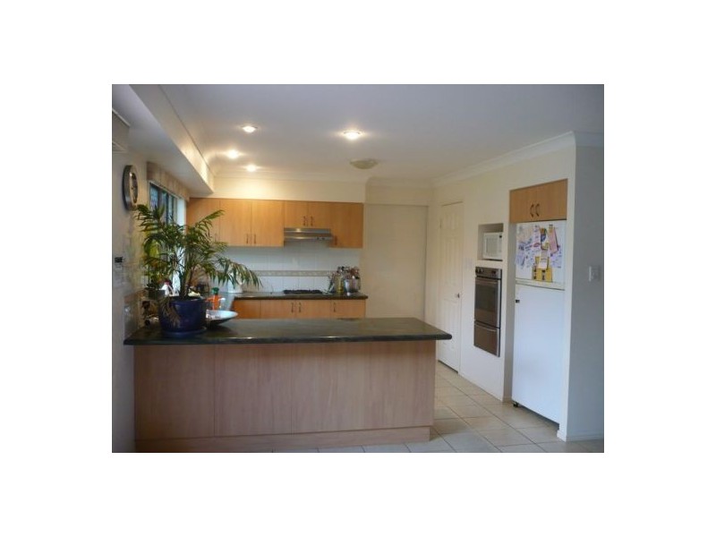 15 Hindmarsh Place, Westlake QLD 4074