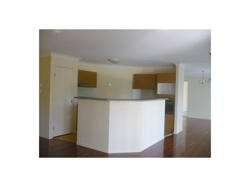 11 Burnside Crescent, Westlake QLD 4074