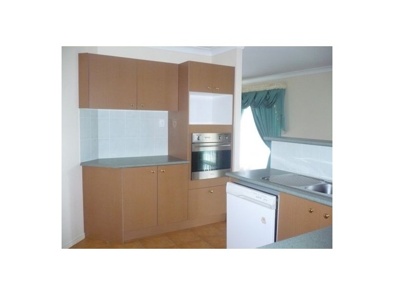 11 Burnside Crescent, Westlake QLD 4074