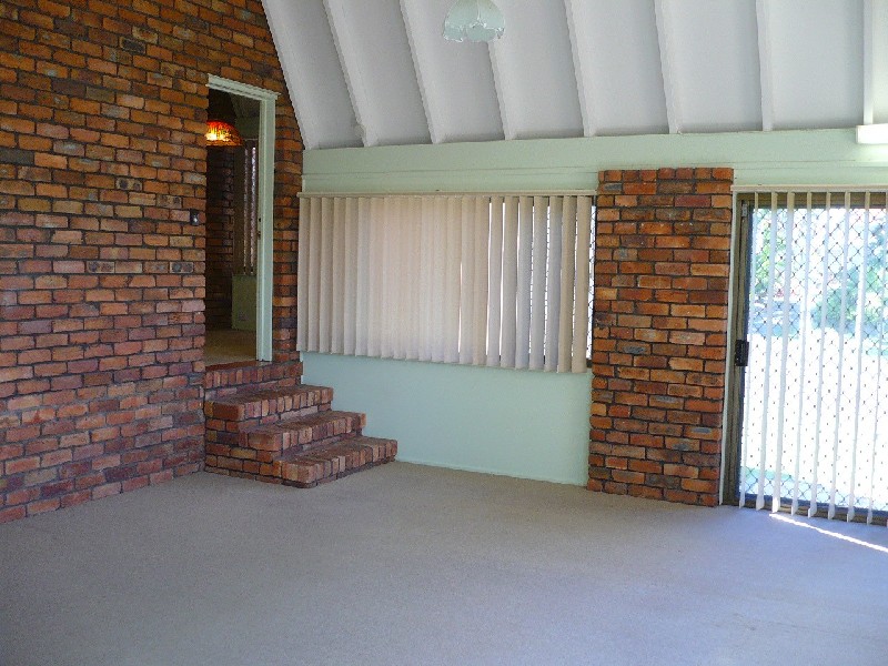 6 Maurer Street, Middle Park QLD 4074