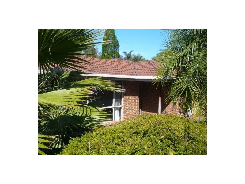 4 Lindesay Court, Sinnamon Park QLD 4073