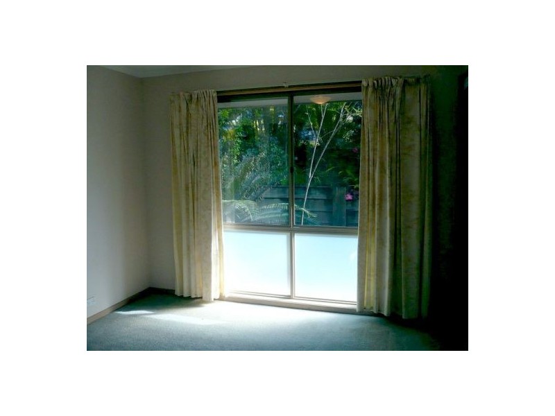 4 Lindesay Court, Sinnamon Park QLD 4073