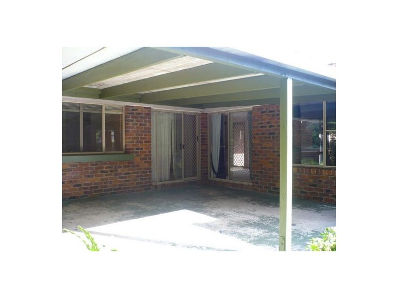 4 Lindesay Court, Sinnamon Park QLD 4073