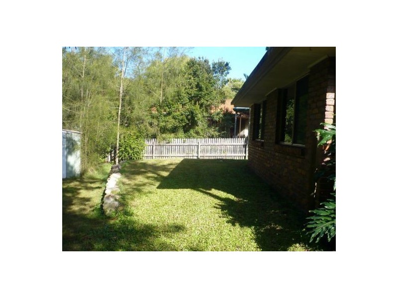 4 Lindesay Court, Sinnamon Park QLD 4073