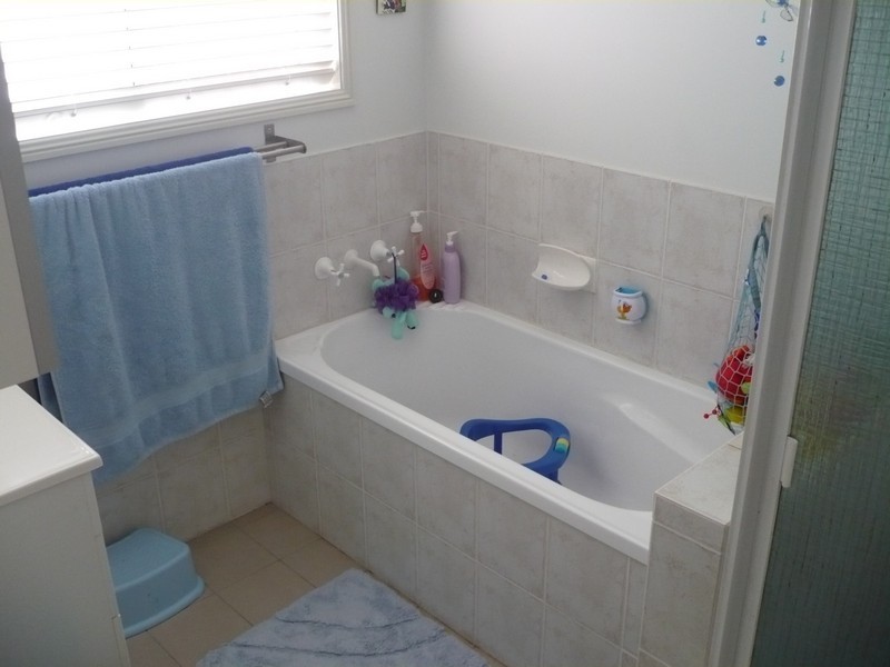 13 Burdekin Court, Hillcrest QLD 4118