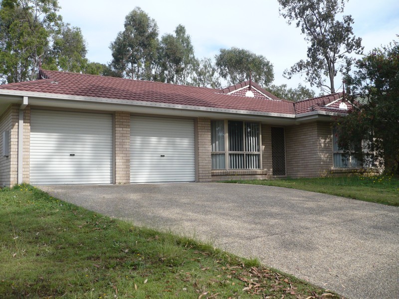 2 Glorious Way, Forest Lake QLD 4078
