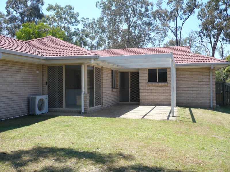 2 Glorious Way, Forest Lake QLD 4078