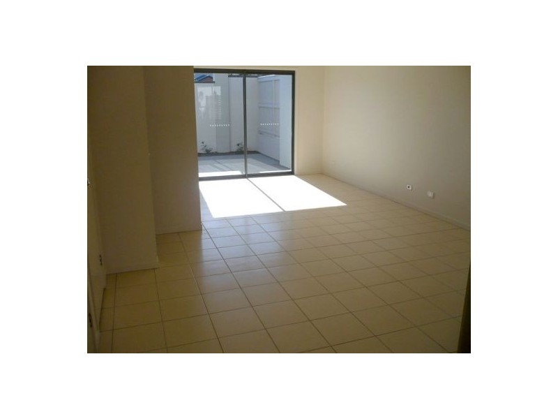 5/35 Central Avenue, Mount Ommaney QLD 4074