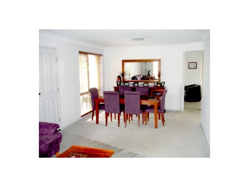 102 McPherson Road, Sinnamon Park QLD 4073