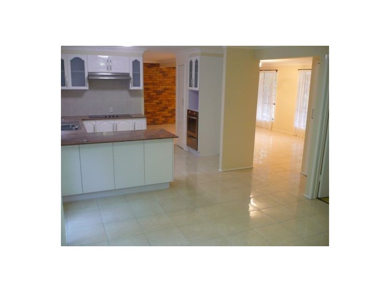 7 Fathom Close, Jamboree Heights QLD 4074