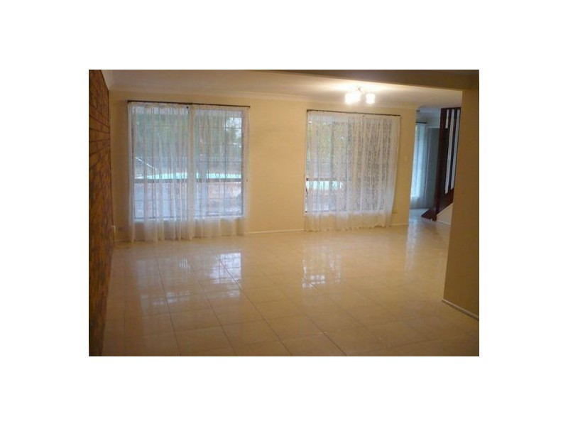 7 Fathom Close, Jamboree Heights QLD 4074