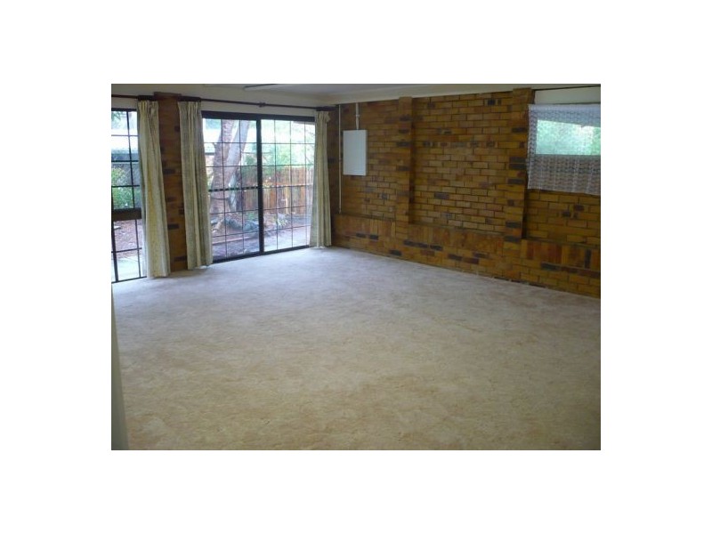 7 Fathom Close, Jamboree Heights QLD 4074