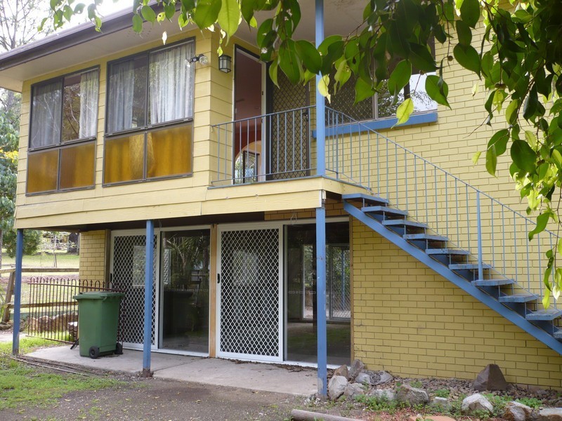 26 Jones Road, Bellbird Park QLD 4300