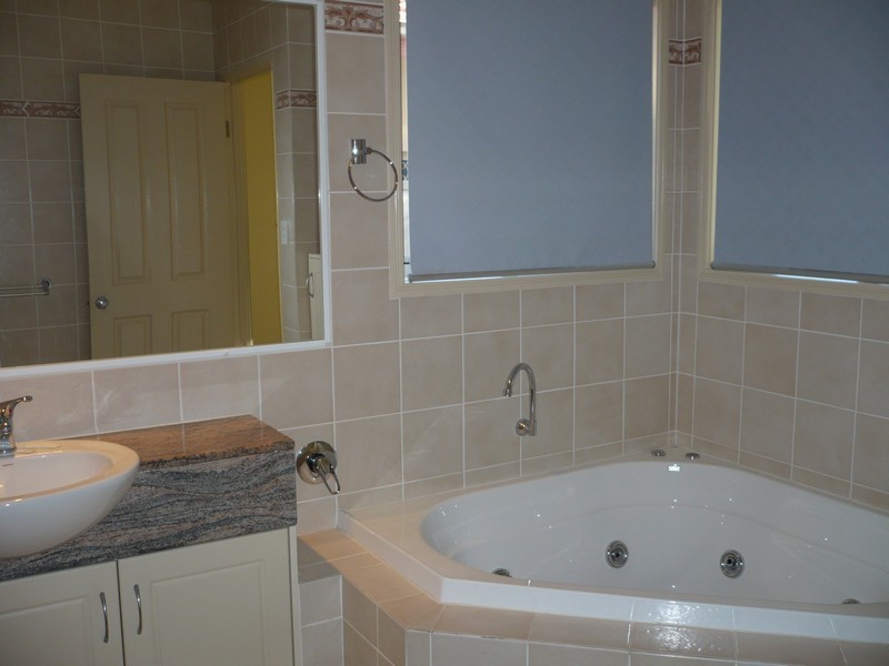 7 Riverview Close, Westlake QLD 4074