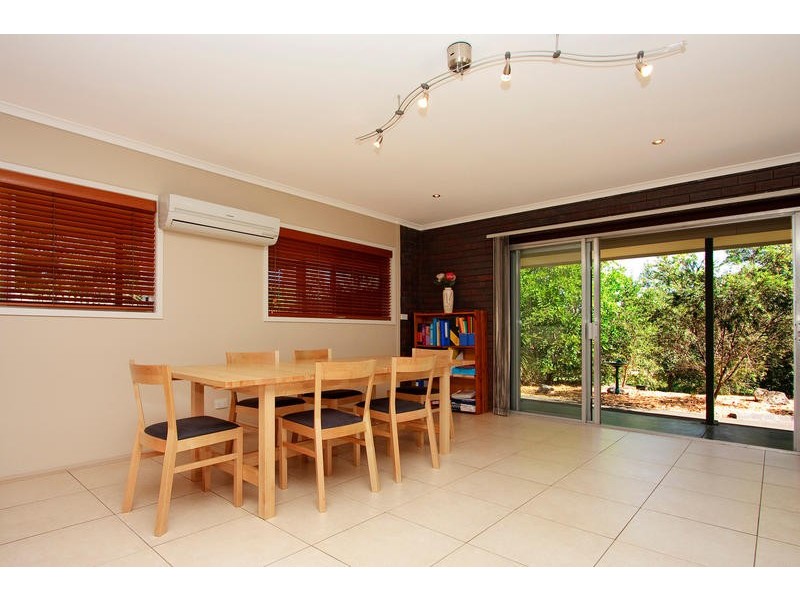 16 Aneto Street, Riverhills QLD 4074