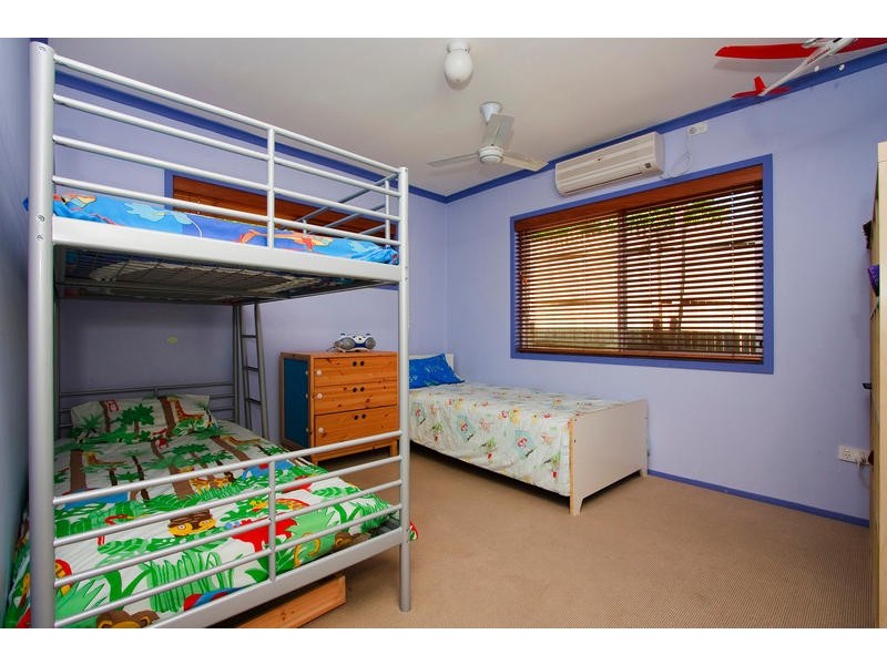 16 Aneto Street, Riverhills QLD 4074