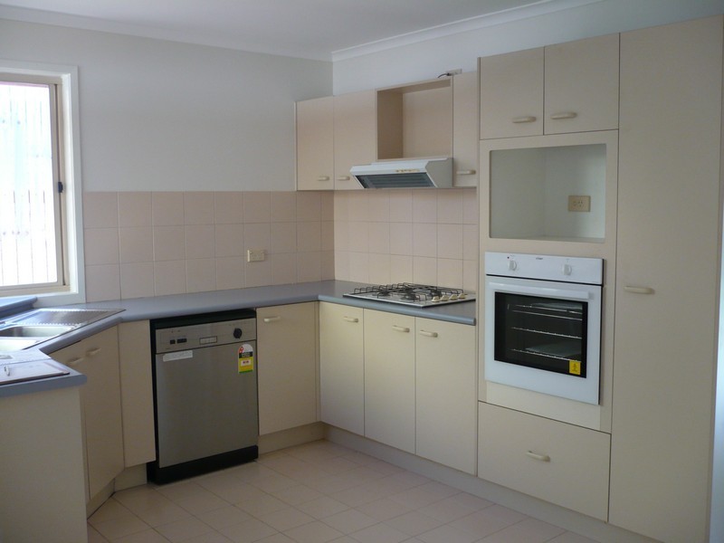 112 Flinders Crescent, Forest Lake QLD 4078