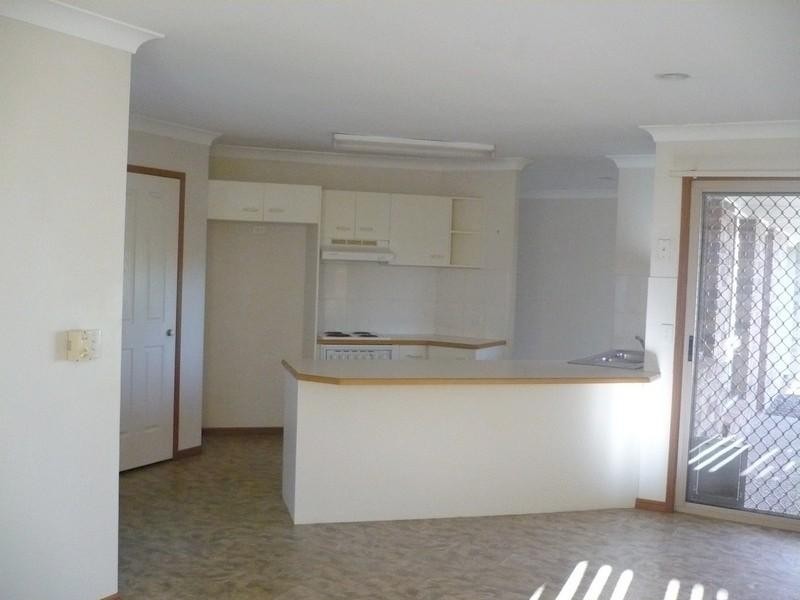 Flinders Crescent, Forest Lake QLD 4078