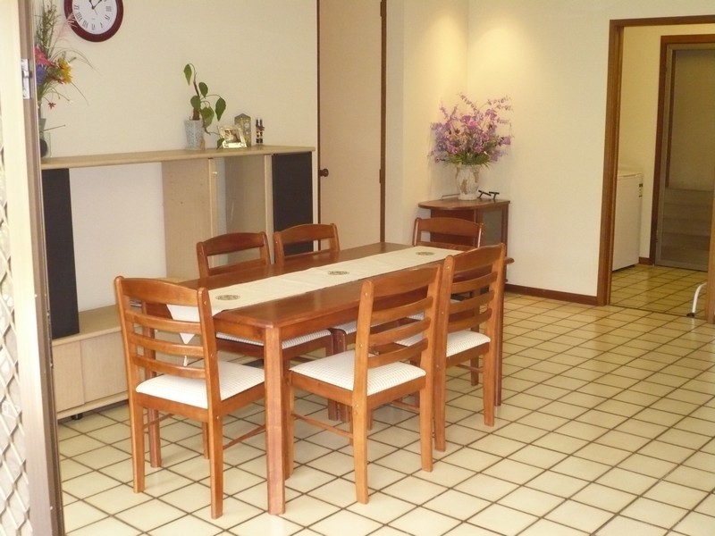 2 Waigen Close, Westlake QLD 4074