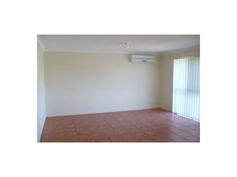 12  Midcrest Lane, Springfield QLD 4300