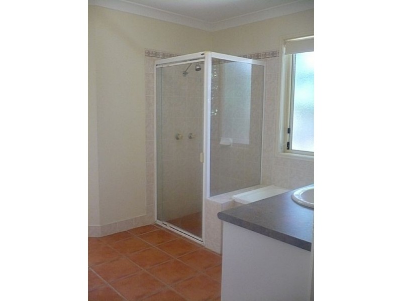 12  Midcrest Lane, Springfield QLD 4300