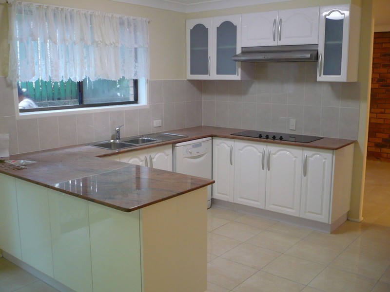 7 Fathom Close, Jamboree Heights QLD 4074