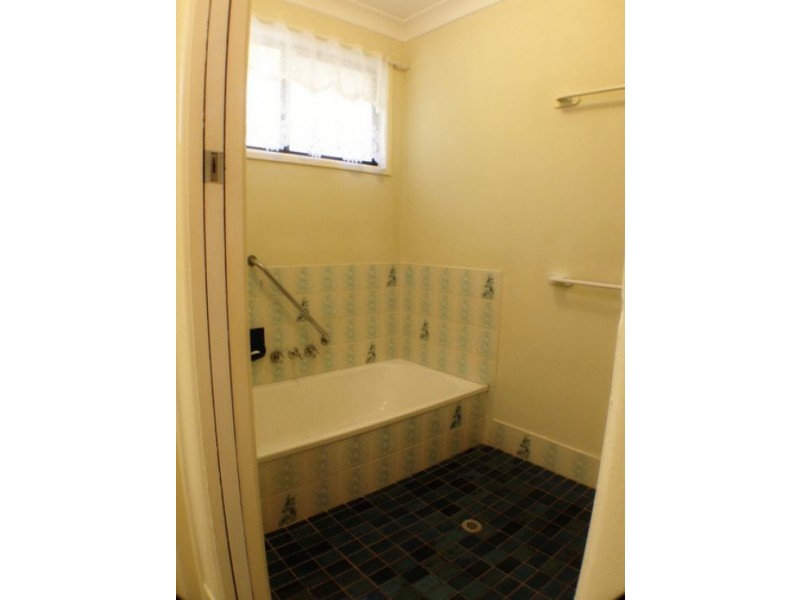 7 Fathom Close, Jamboree Heights QLD 4074