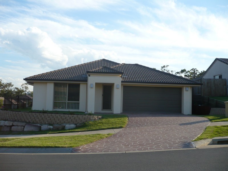 13 Bellbird Drive, Bellbird Park QLD 4300