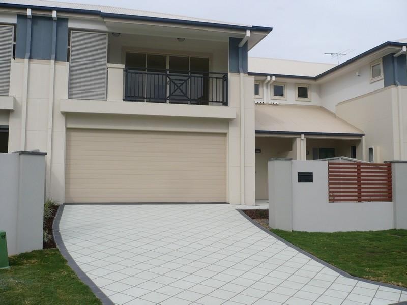 Augusta Crescent, Mount Ommaney QLD 4074