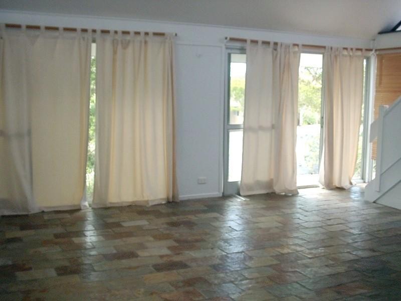 Sumners Road, Riverhills QLD 4074