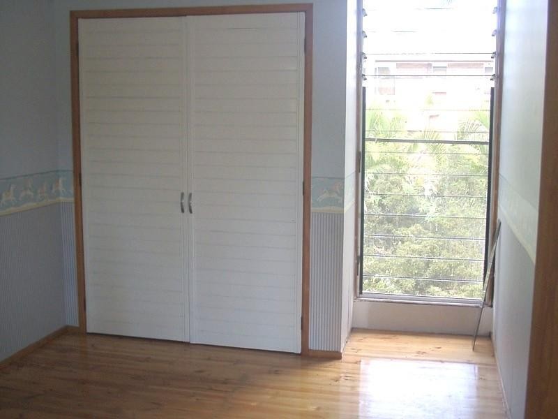 Sumners Road, Riverhills QLD 4074