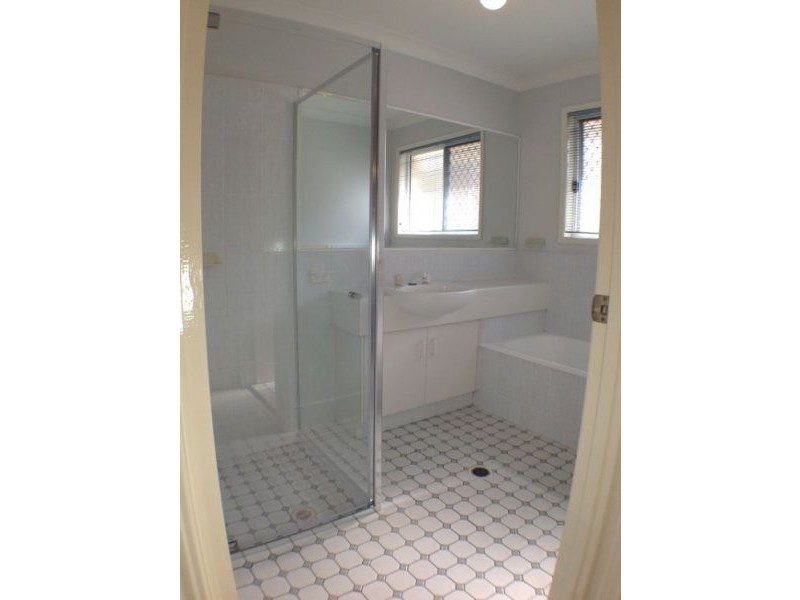 6 Pinaster Street, Forest Lake QLD 4078