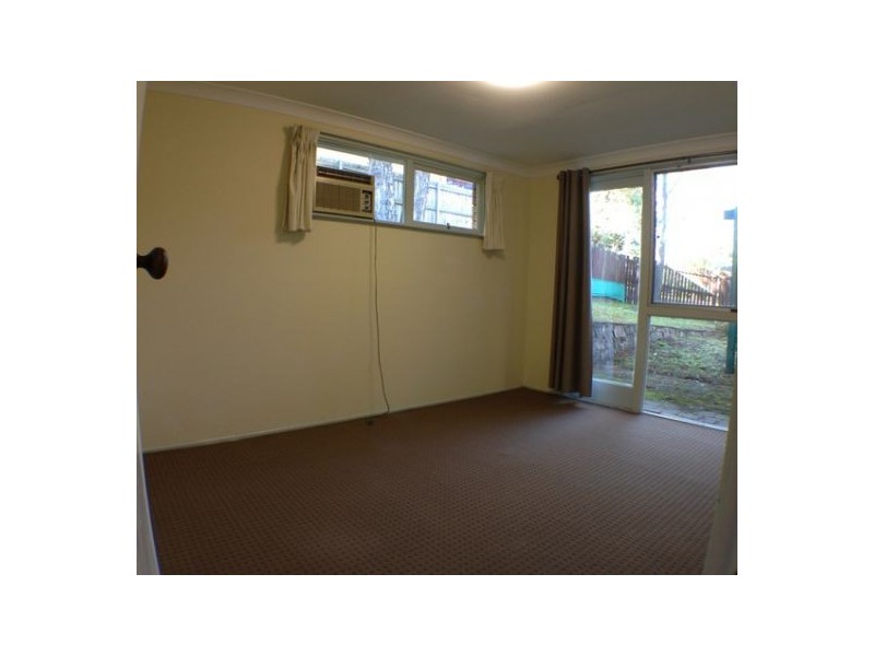 1 Kewarra Street, Kenmore QLD 4069