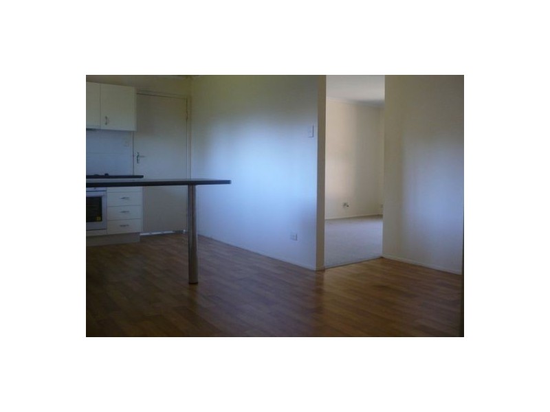 4 Apunya Close, Riverhills QLD 4074