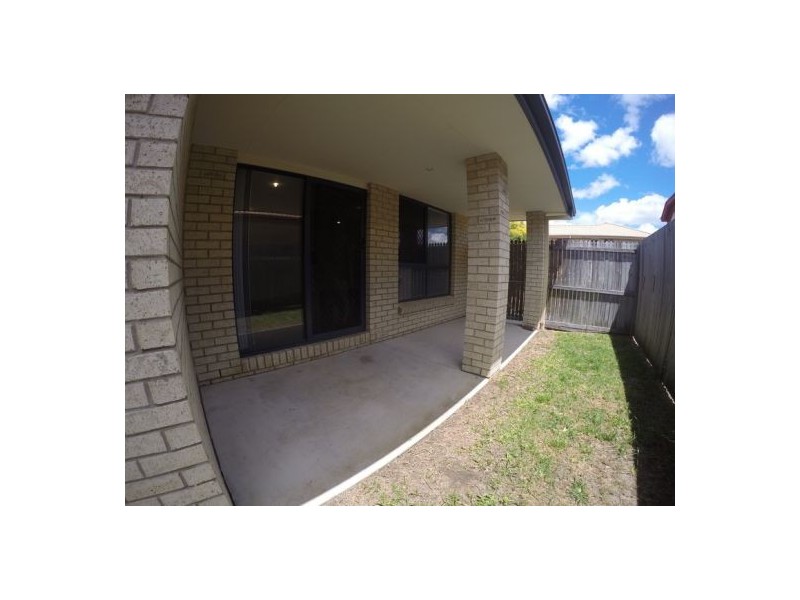 27 Leonie Place, Doolandella QLD 4077