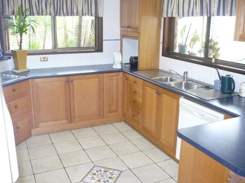 11 Estate Road, Middle Park QLD 4074