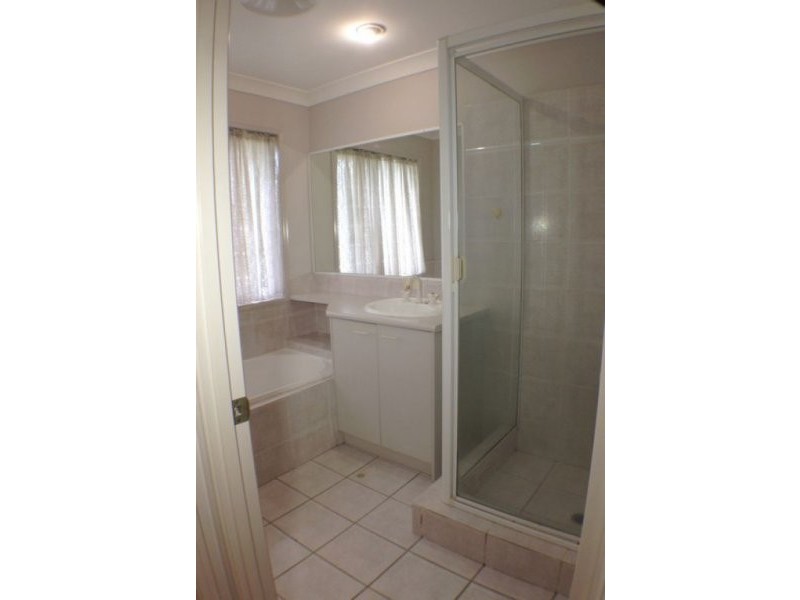 117 Pallert Street, Middle Park QLD 4074