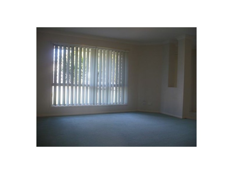 4 Drake Place, Forest Lake QLD 4078