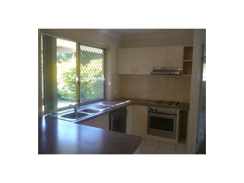 4 Drake Place, Forest Lake QLD 4078