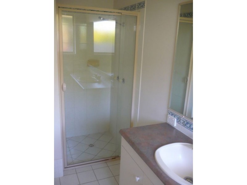 4 Drake Place, Forest Lake QLD 4078